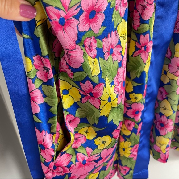 Women’s 2 Piece Contessa Di Roma Nightgown & Wrap Robe Flowered - Picture 12 of 12
